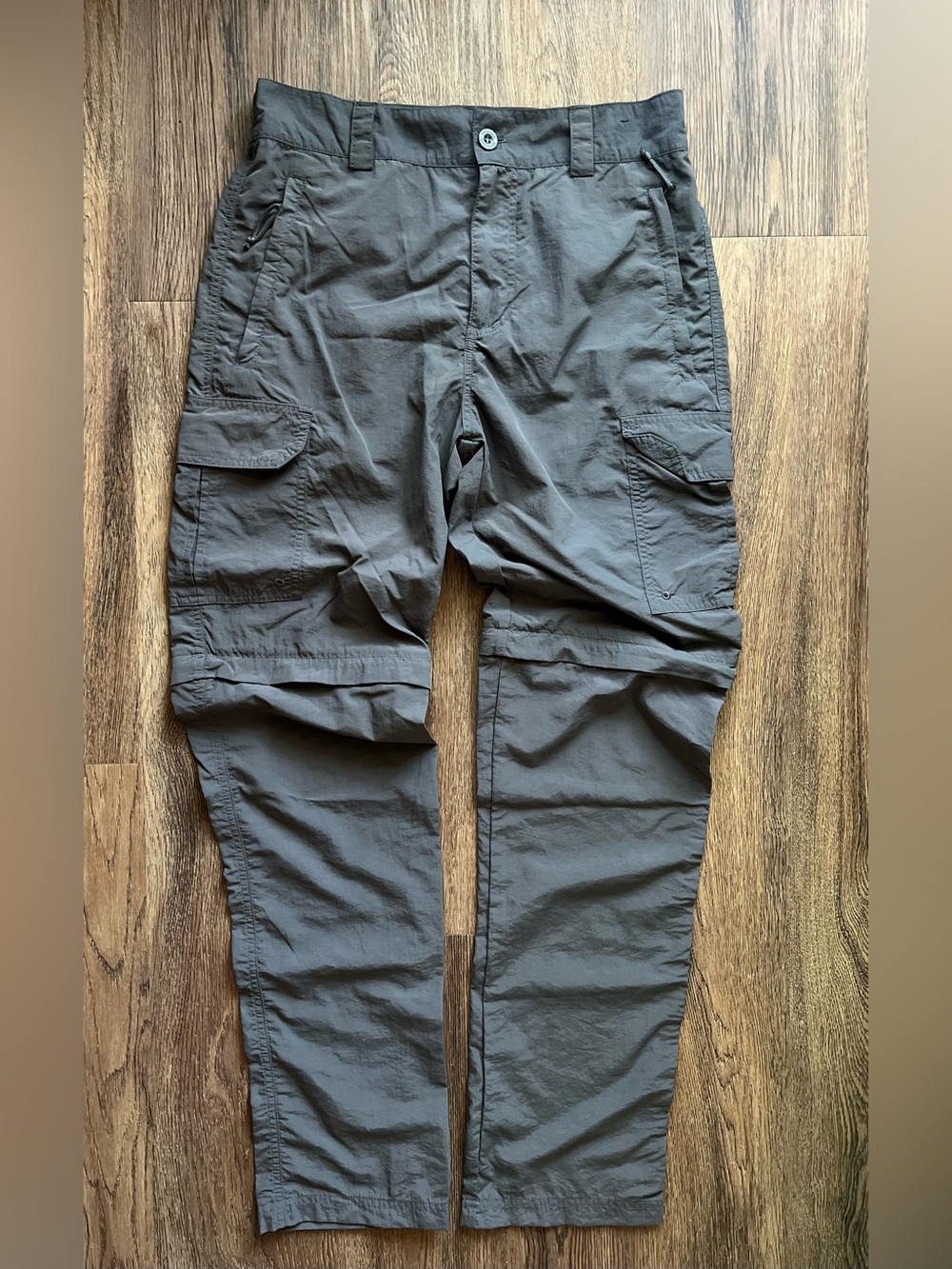 Mountain Warehouse Women’s Convertible Zip-Off Cargo Hiking Pants Gray Size 30R